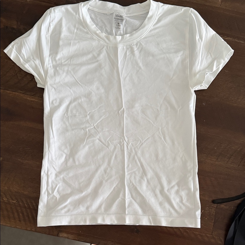 Sunday Best White Short Sleeve SinchSeamless T-shirt